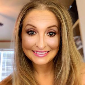 Meet your Posher, Kellye